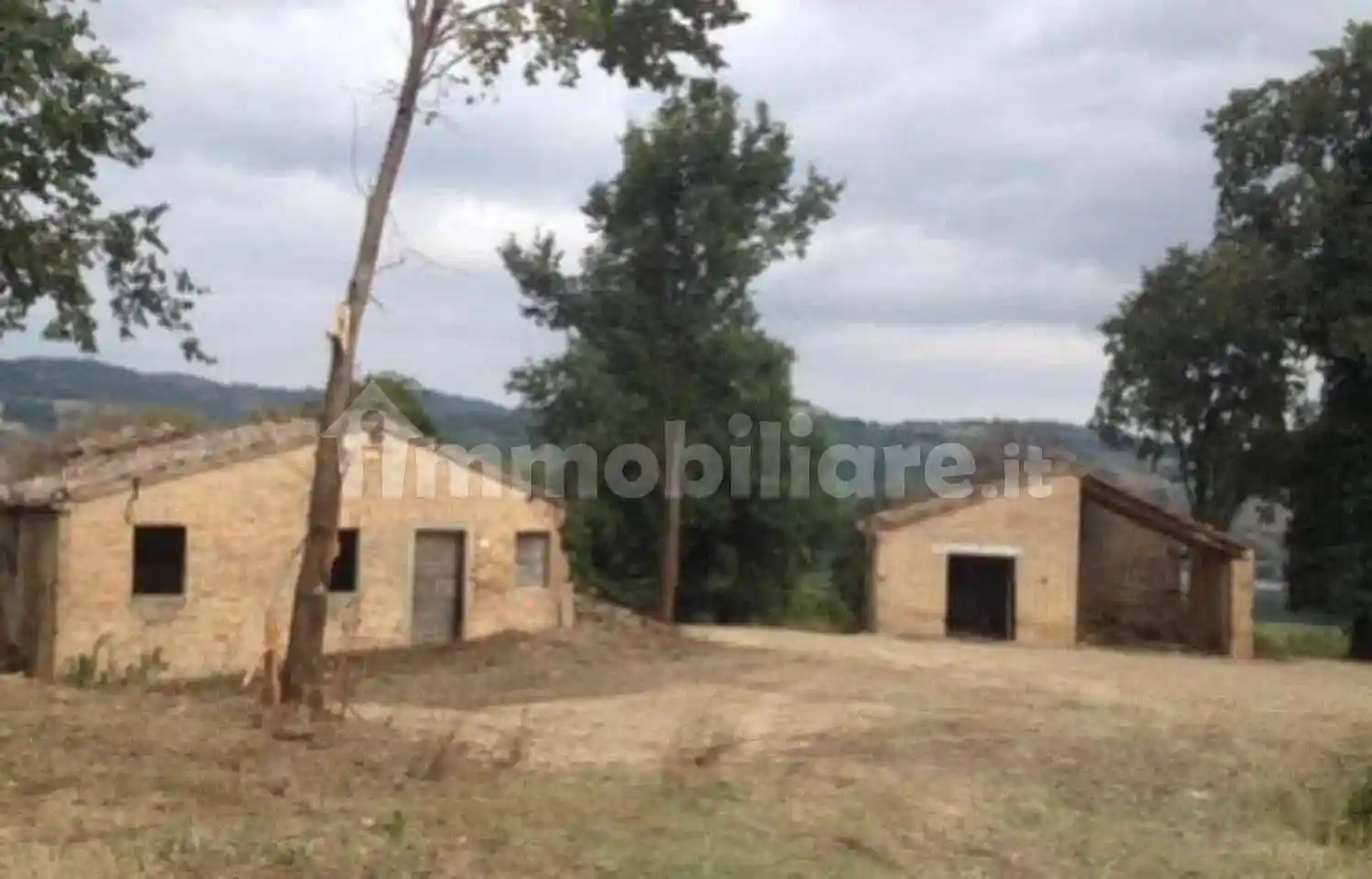 Rustico - Casale in vendita a Vallefoglia