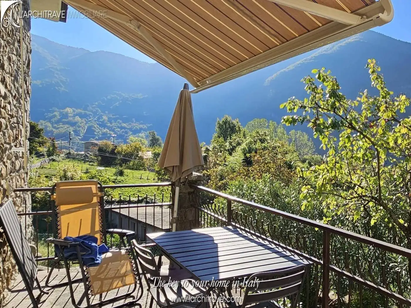 Villa unifamiliare, ottimo stato, 138 m², Comano - foto 2