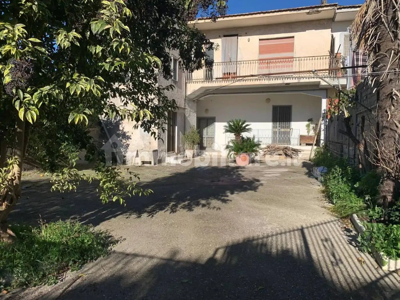 Palazzo - Edificio in vendita a Qualiano