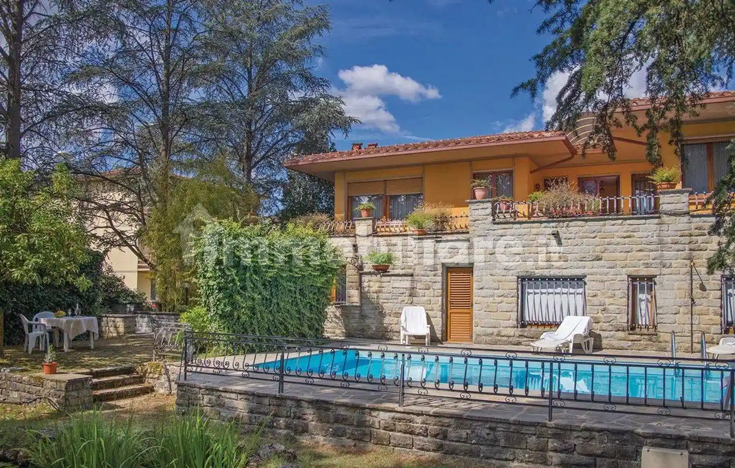 Villa unifamiliare, buono stato, 550 m², Centro, Vicchio - foto 2