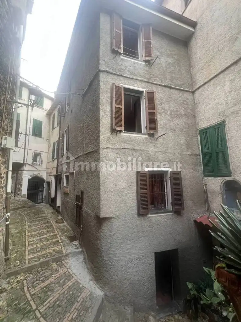 Villa in vendita a Badalucco