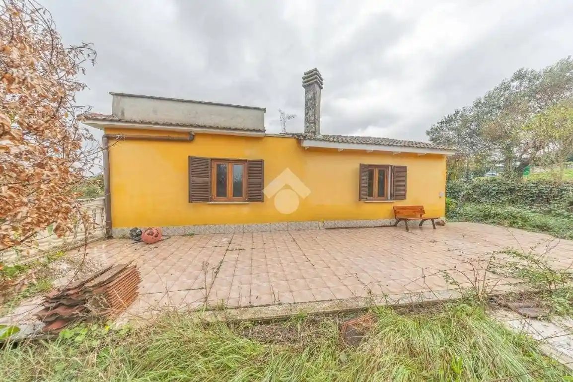 Villa unifamiliare via Cusano Mutri 55, Santa Fumia, Roma - foto 2