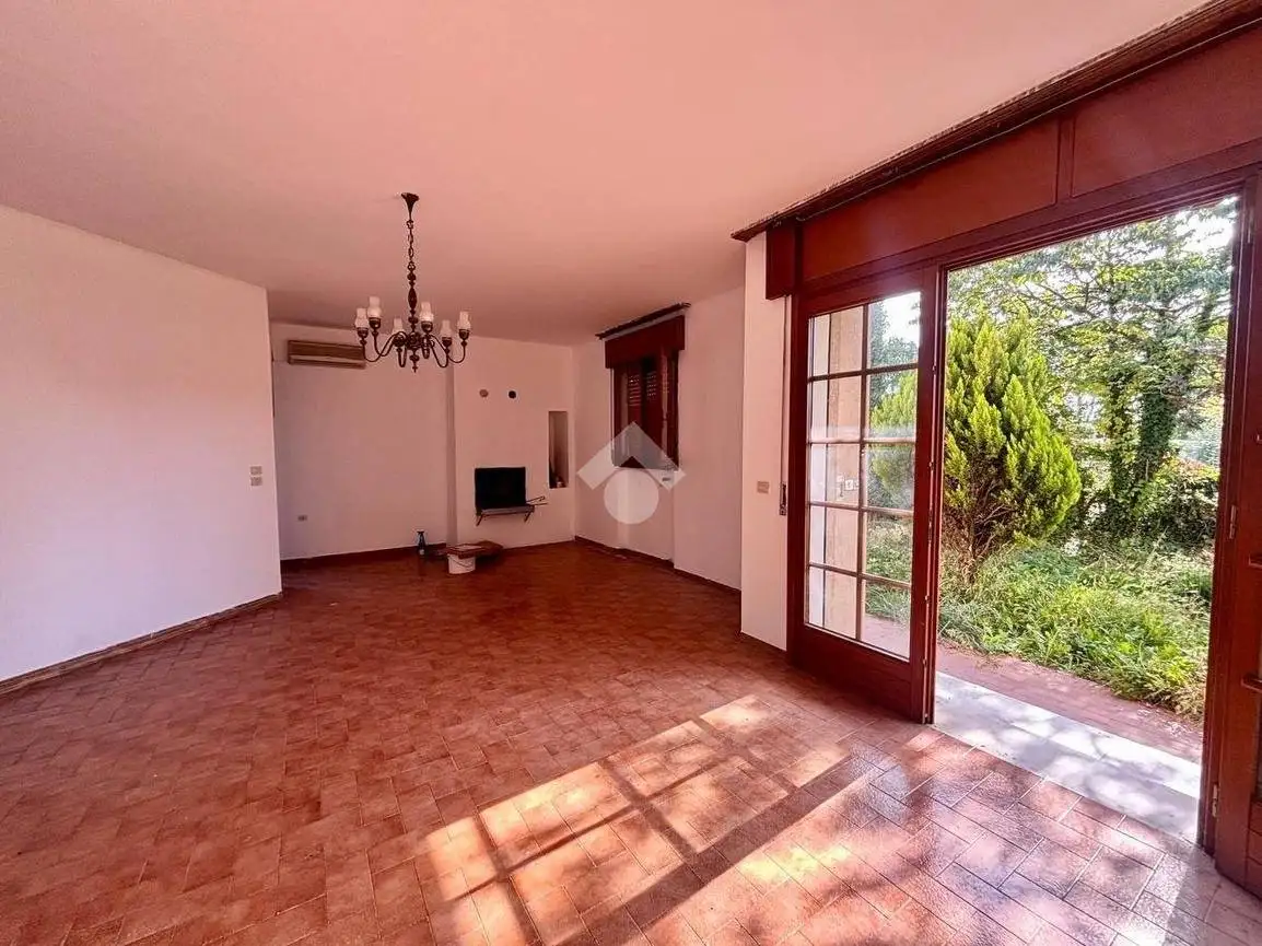 Casa indipendente in vendita a Sernaglia della Battaglia