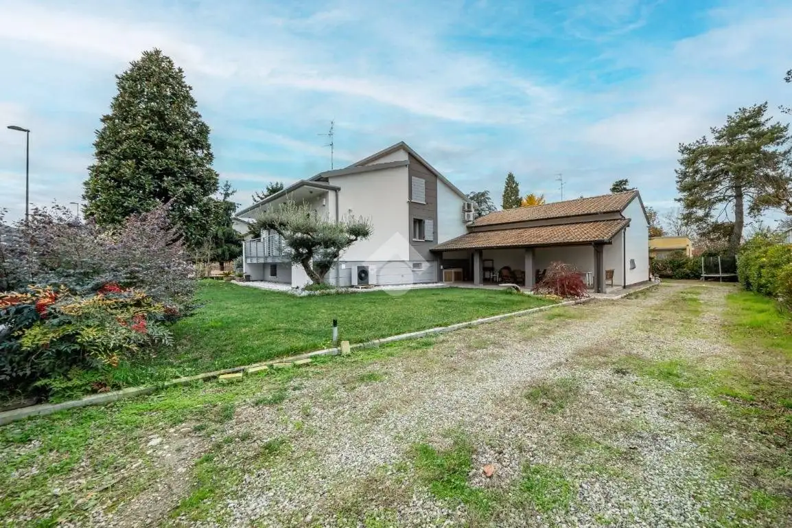 Villa unifamiliare via G. Marconi 90, Cadelbosco Di Sotto, Cadelbosco di Sopra - foto 3