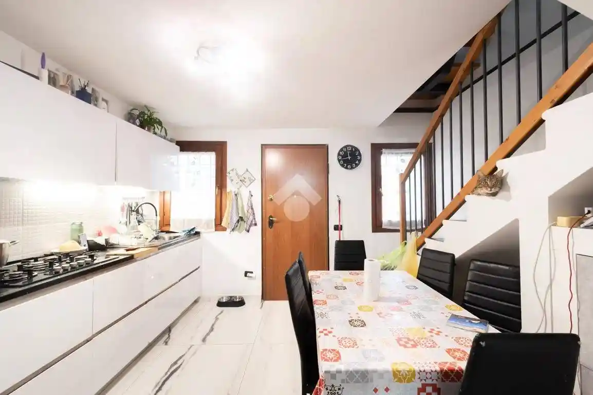 Villetta a schiera in vendita a Novi di Modena