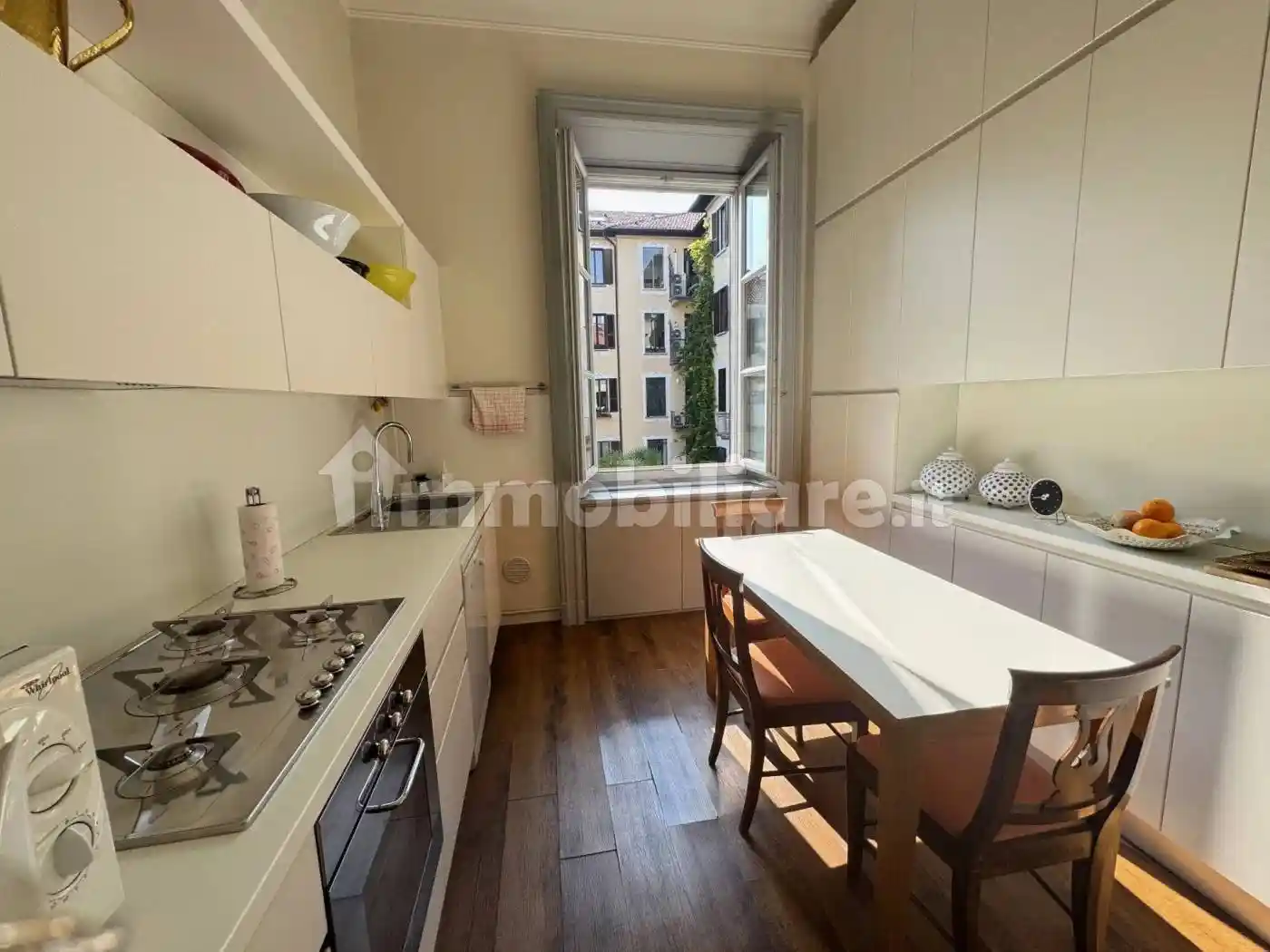 Trilocale piazza Sant'Ambrogio, Sant'Ambrogio, Milano - foto 5