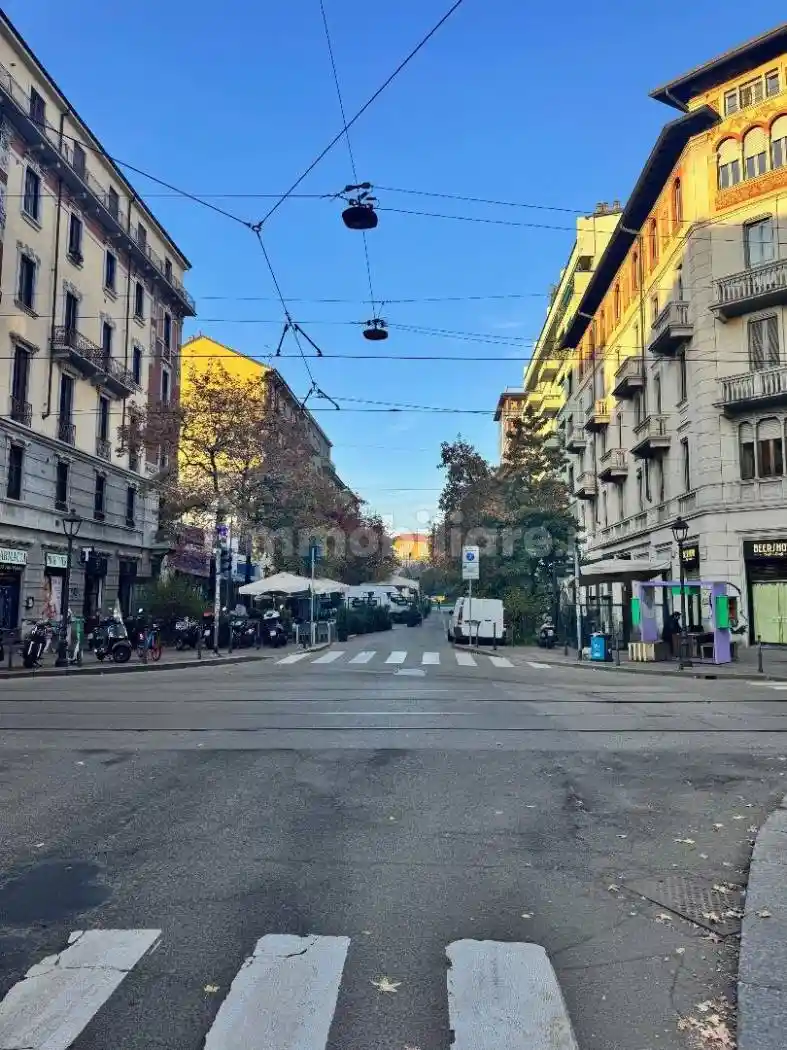 Bilocale via Luigi Porro Lambertenghi 34, Isola, Milano - foto 3