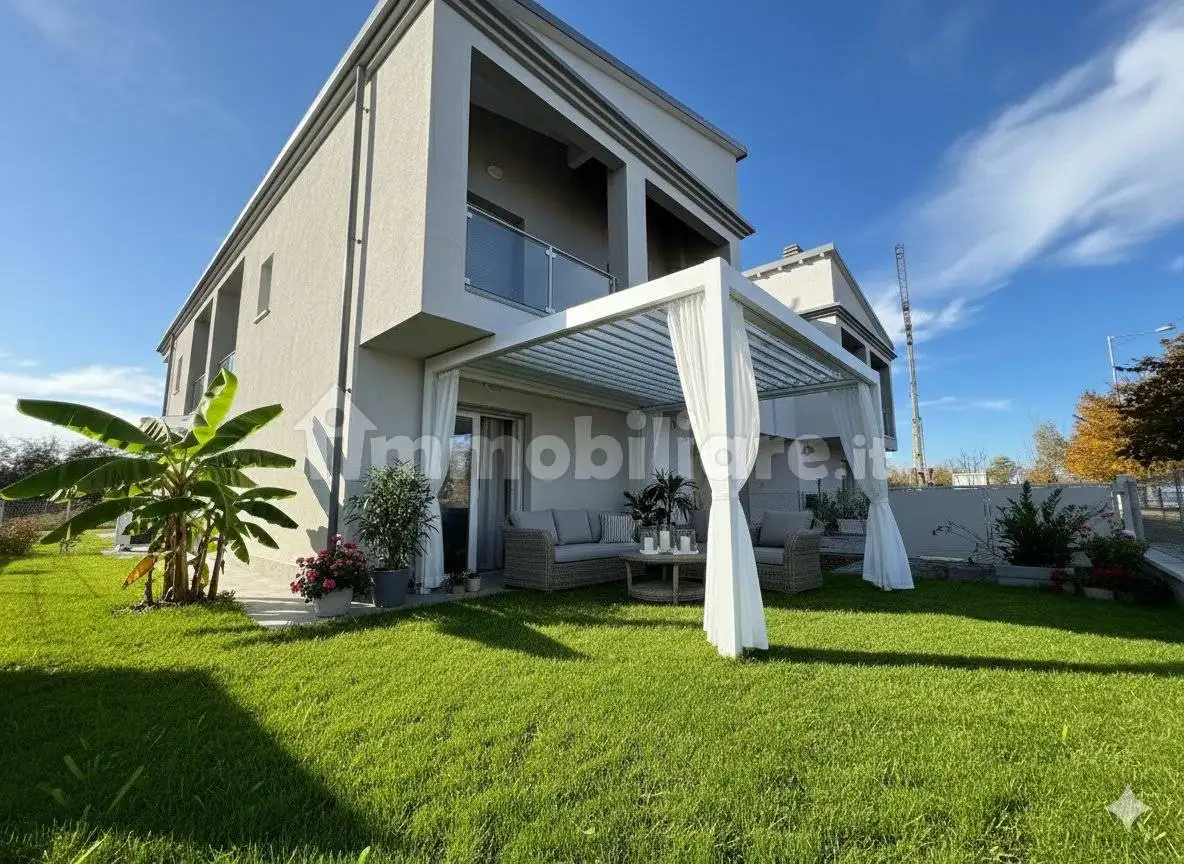 Villa in vendita a Malalbergo