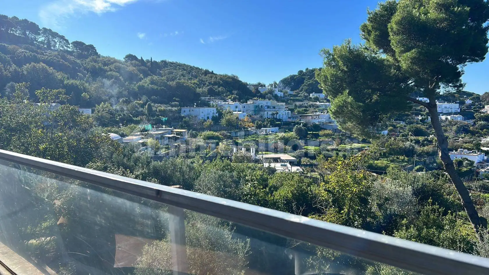 Appartamento in affitto a Capri