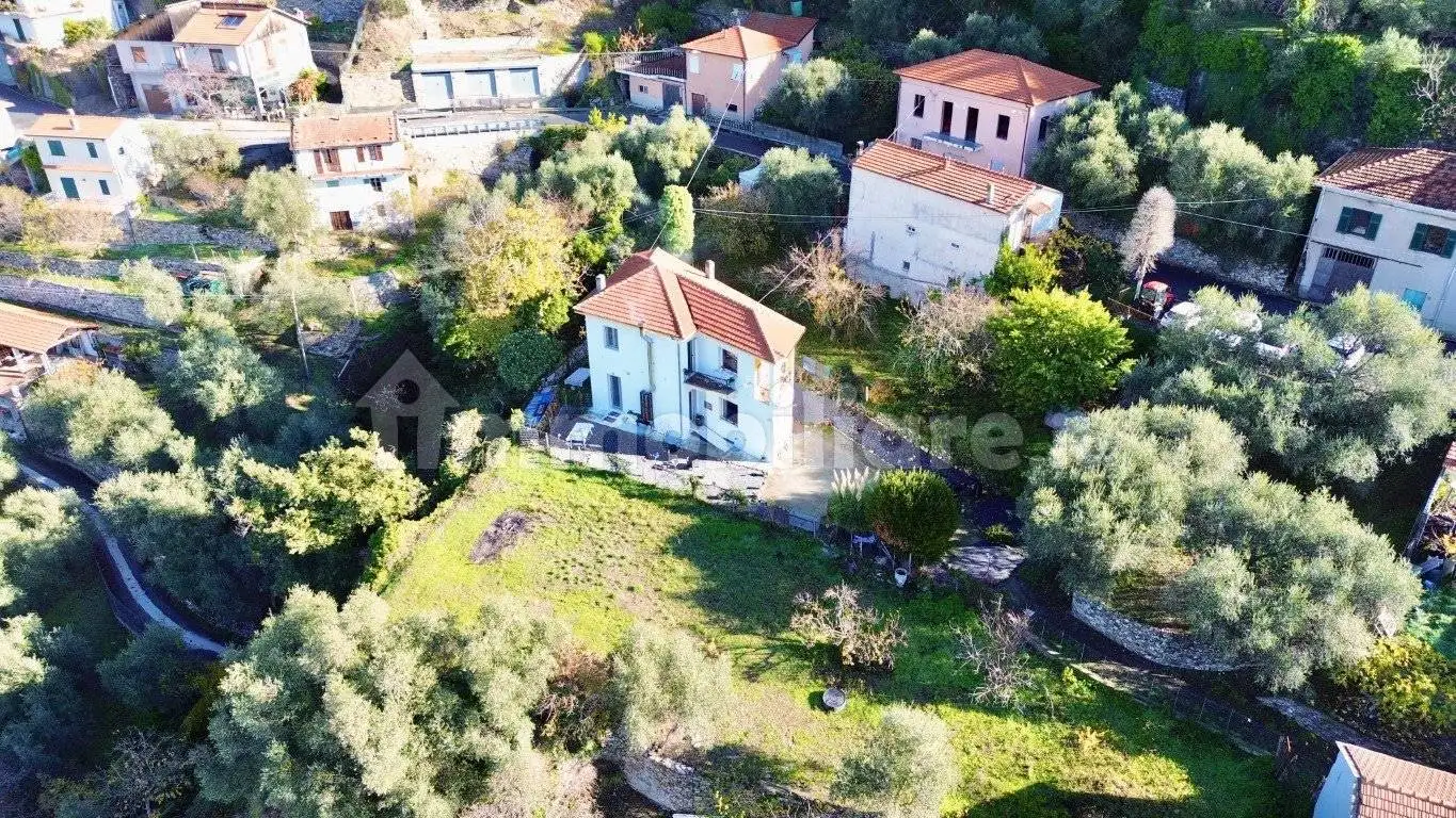 Villa unifamiliare via Edmondo De Amicis, Centro, Chiusanico - foto 3