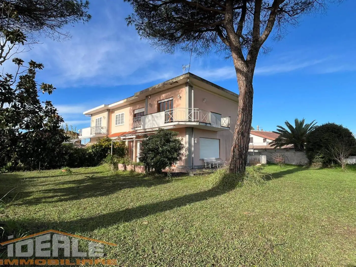 Villa in vendita a Anzio
