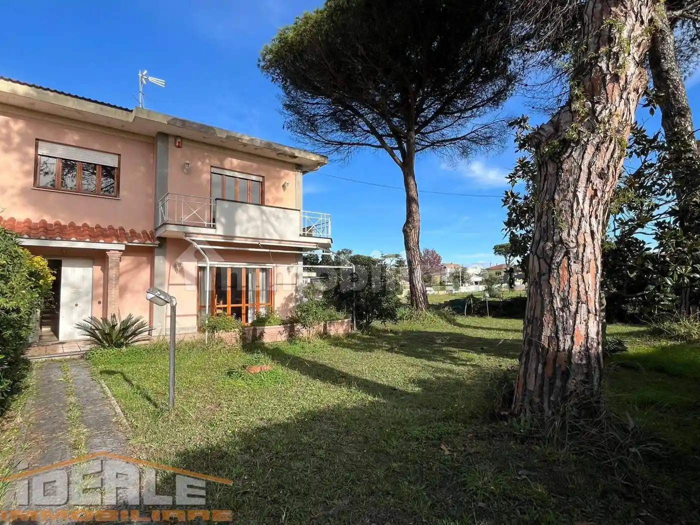 Villa bifamiliare via delle Fresie 91, Lido dei Pini, Anzio - foto 2