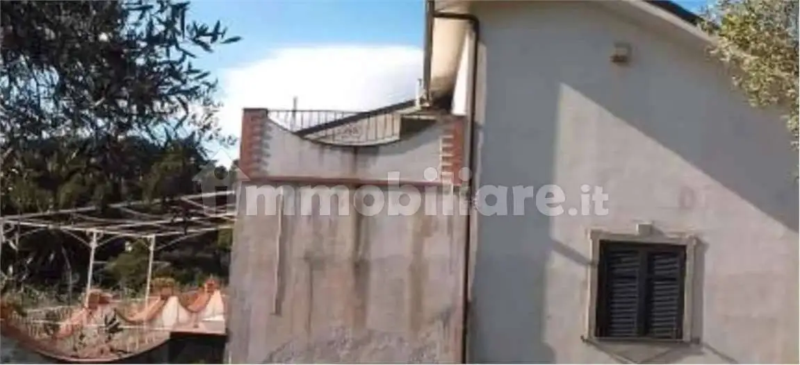 Villa in asta a Diano Castello