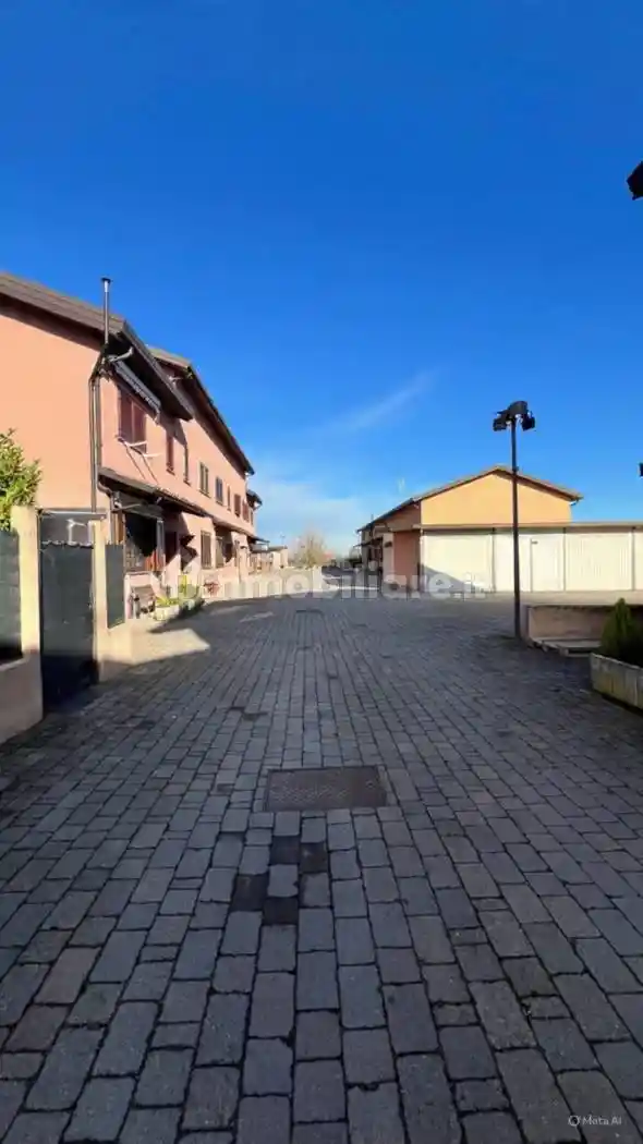 Appartamento in vendita a Pinarolo Po