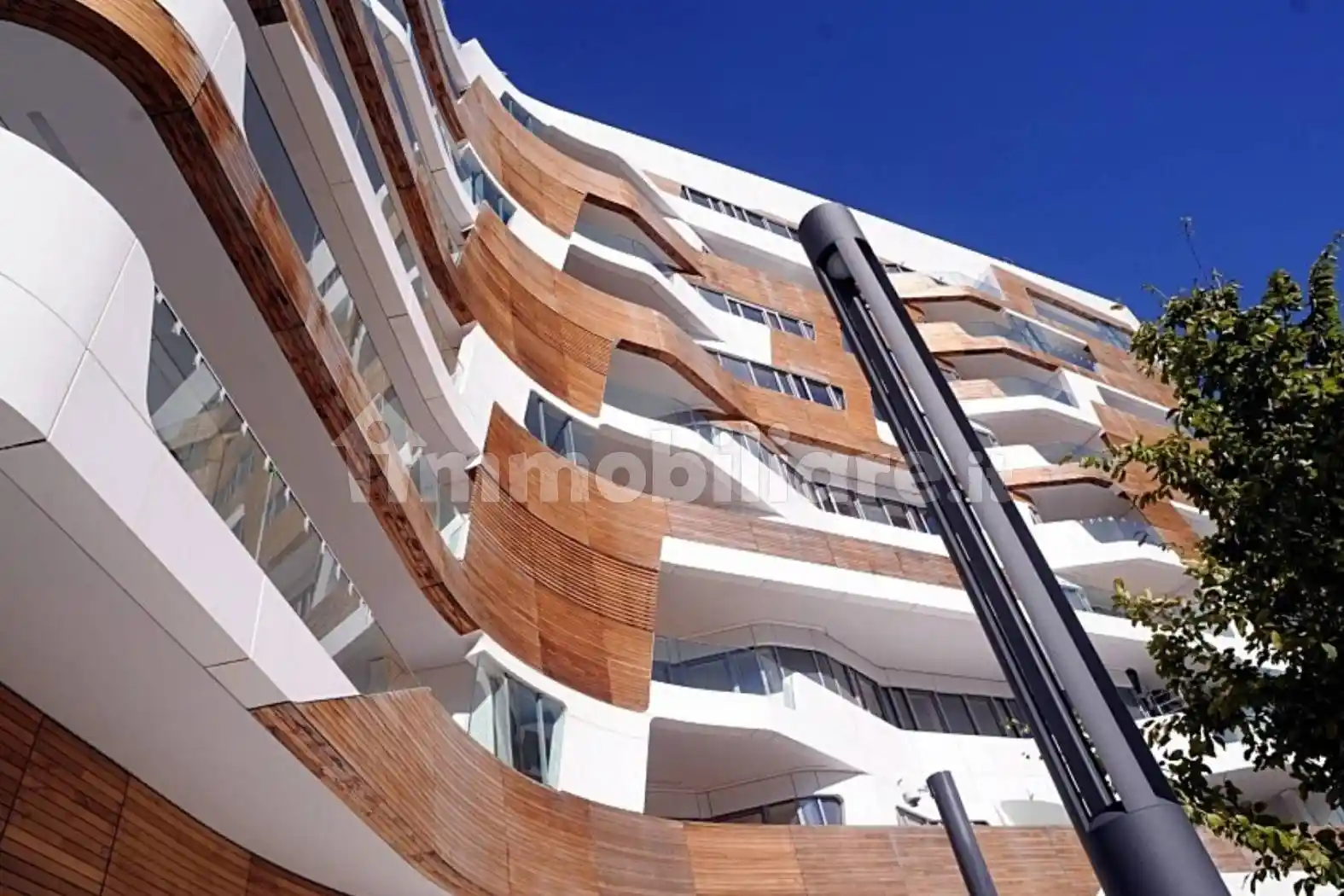 Terratetto unifamiliare 750 m², buono stato, City Life, Milano - foto 3