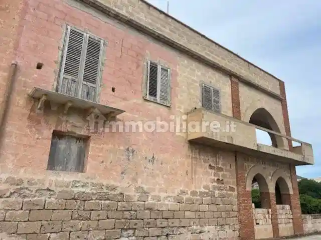 Terratetto unifamiliare via Luigi Capuana, Centro, Favignana - foto 2