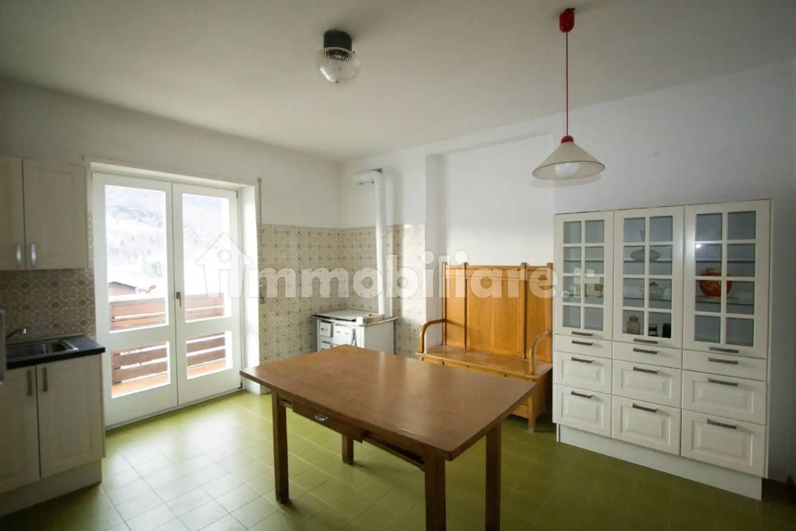 Quadrilocale da ristrutturare, secondo piano, Vigolo Vattaro, Altopiano della Vigolana - foto 2