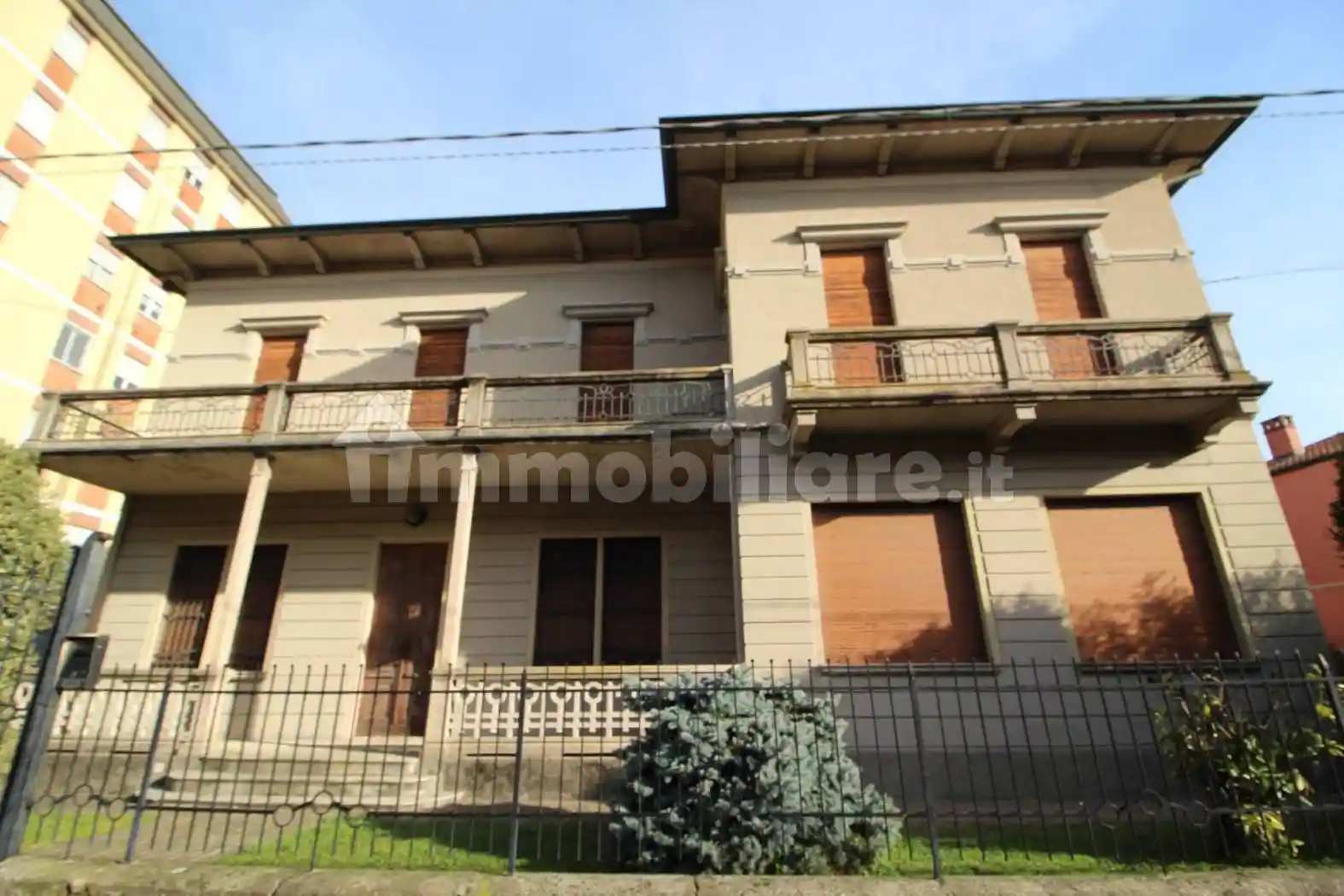 Villa plurifamiliare via Stazione, Centro, Varallo Pombia - foto 4