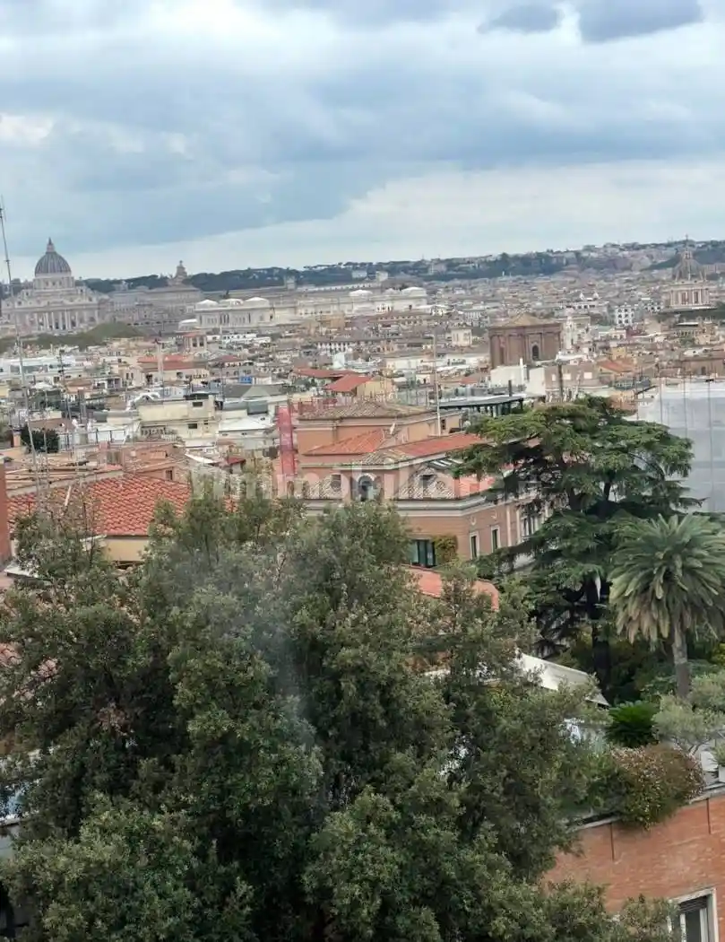 Appartamento piazza Barberini, Vittorio Veneto, Roma - foto 3
