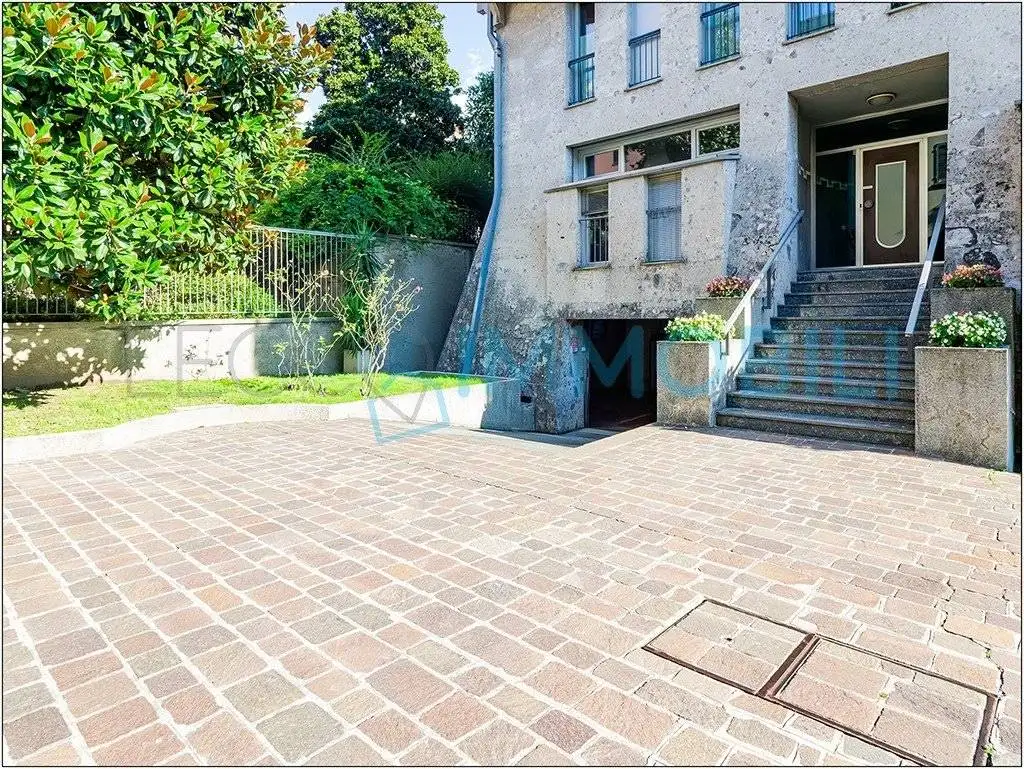 Trilocale via bovara 50, Centro, Lecco - foto 5