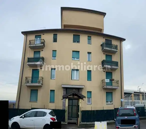 Appartamento in asta a Biandronno