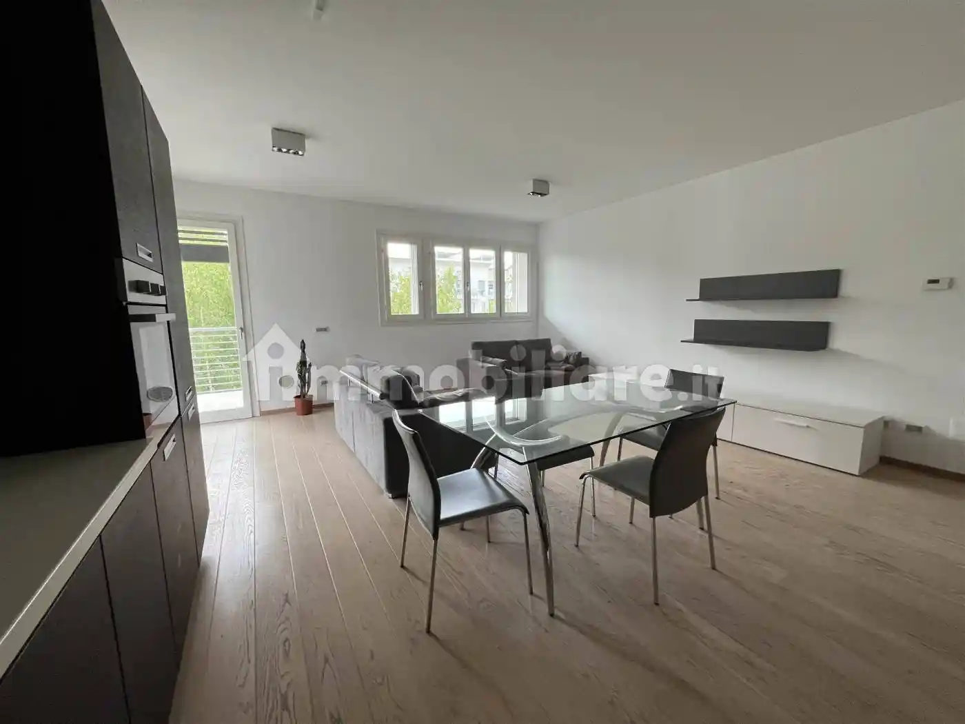 Trilocale via Giovanni Borghi 18, Masnago, Varese - foto 3