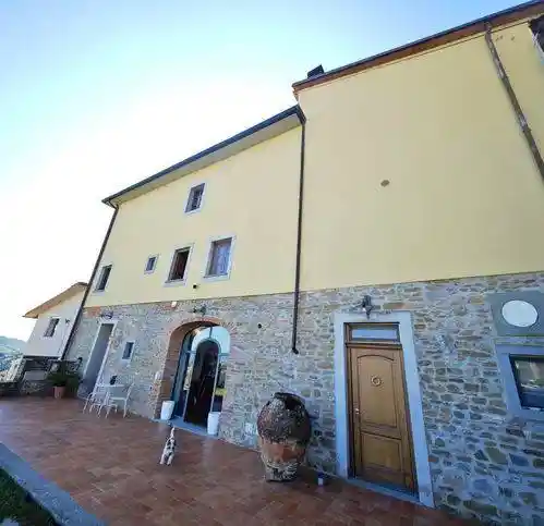 Appartamento in vendita a Carmignano