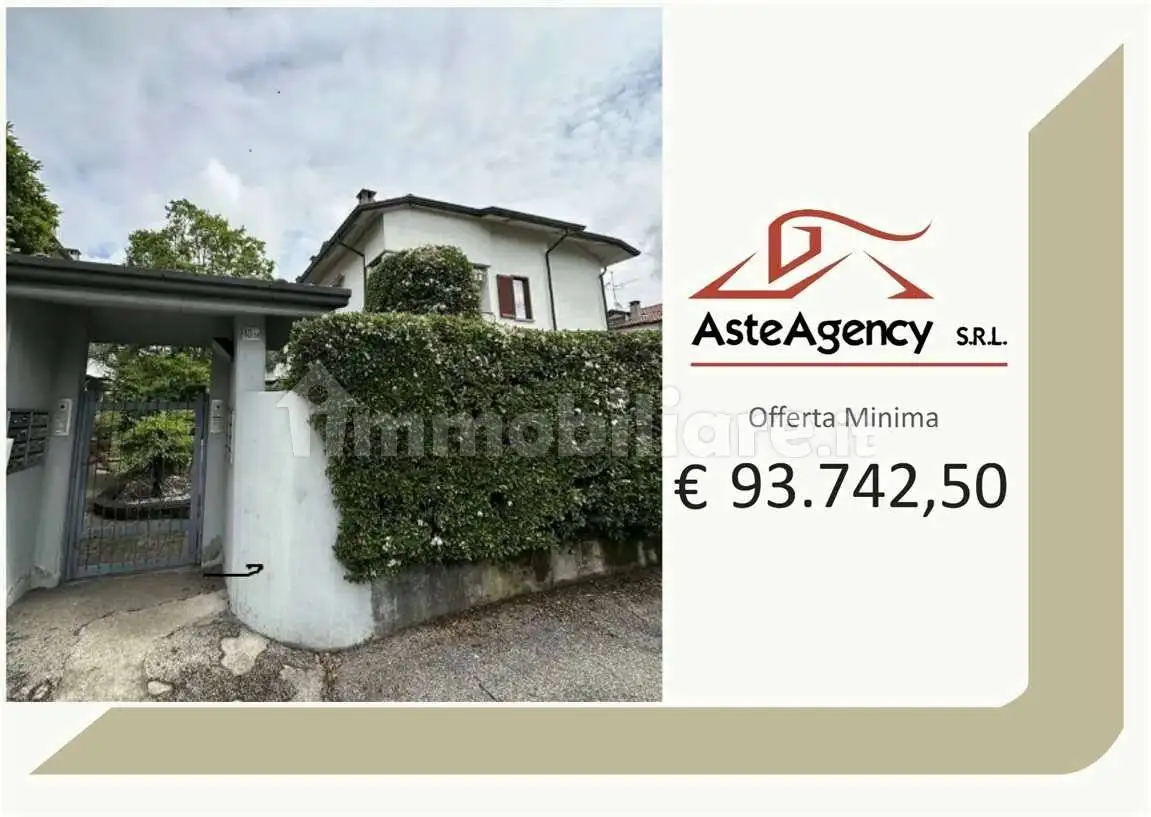 Appartamento in asta a Caponago