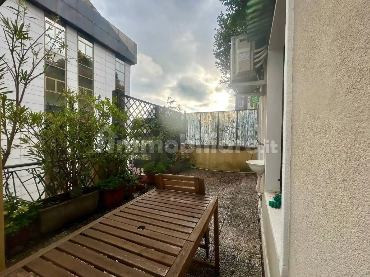 Bilocale via Cerano 2, Solari, Milano - foto 4