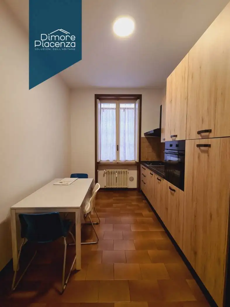 Bilocale via San Siro, Centro Storico, Piacenza - foto 3