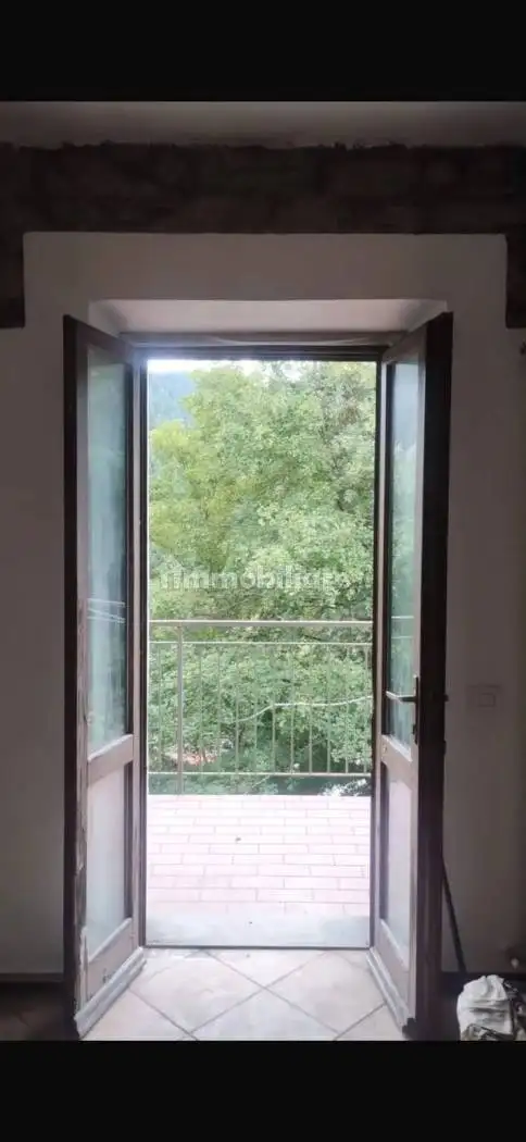 Appartamento in vendita a Vernio