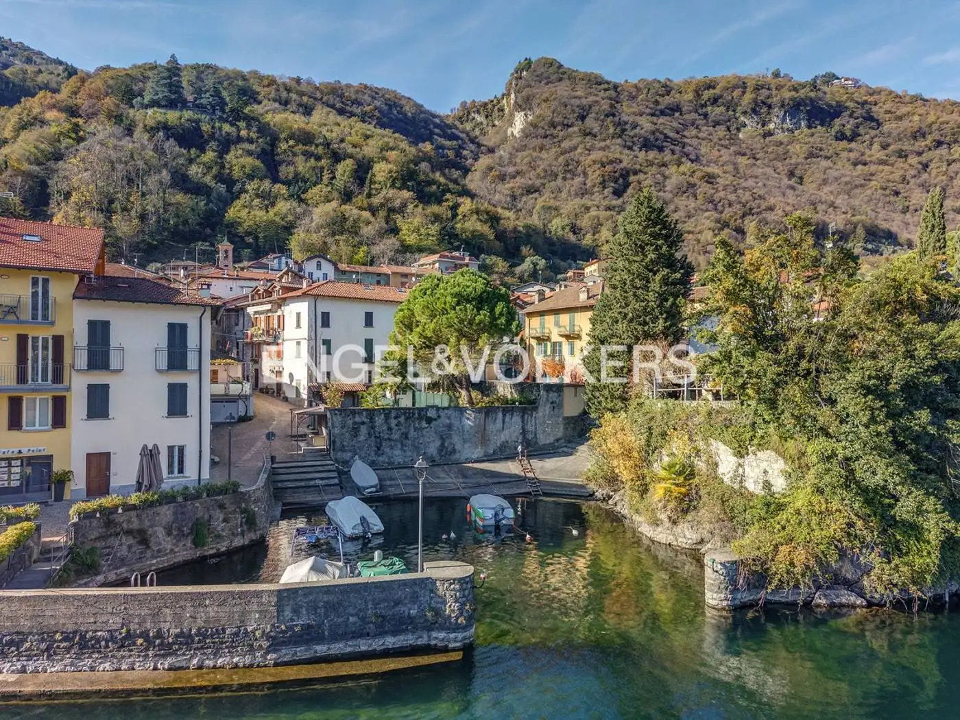 Casa indipendente in vendita a Oliveto Lario