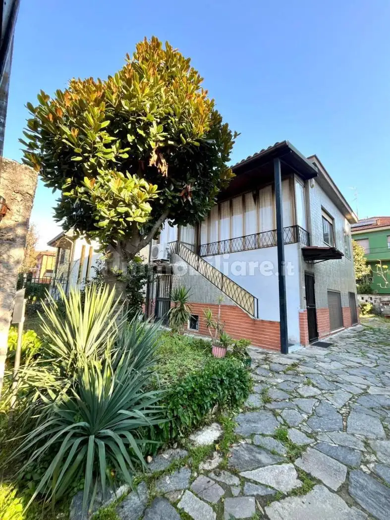 Villa in vendita a Milano