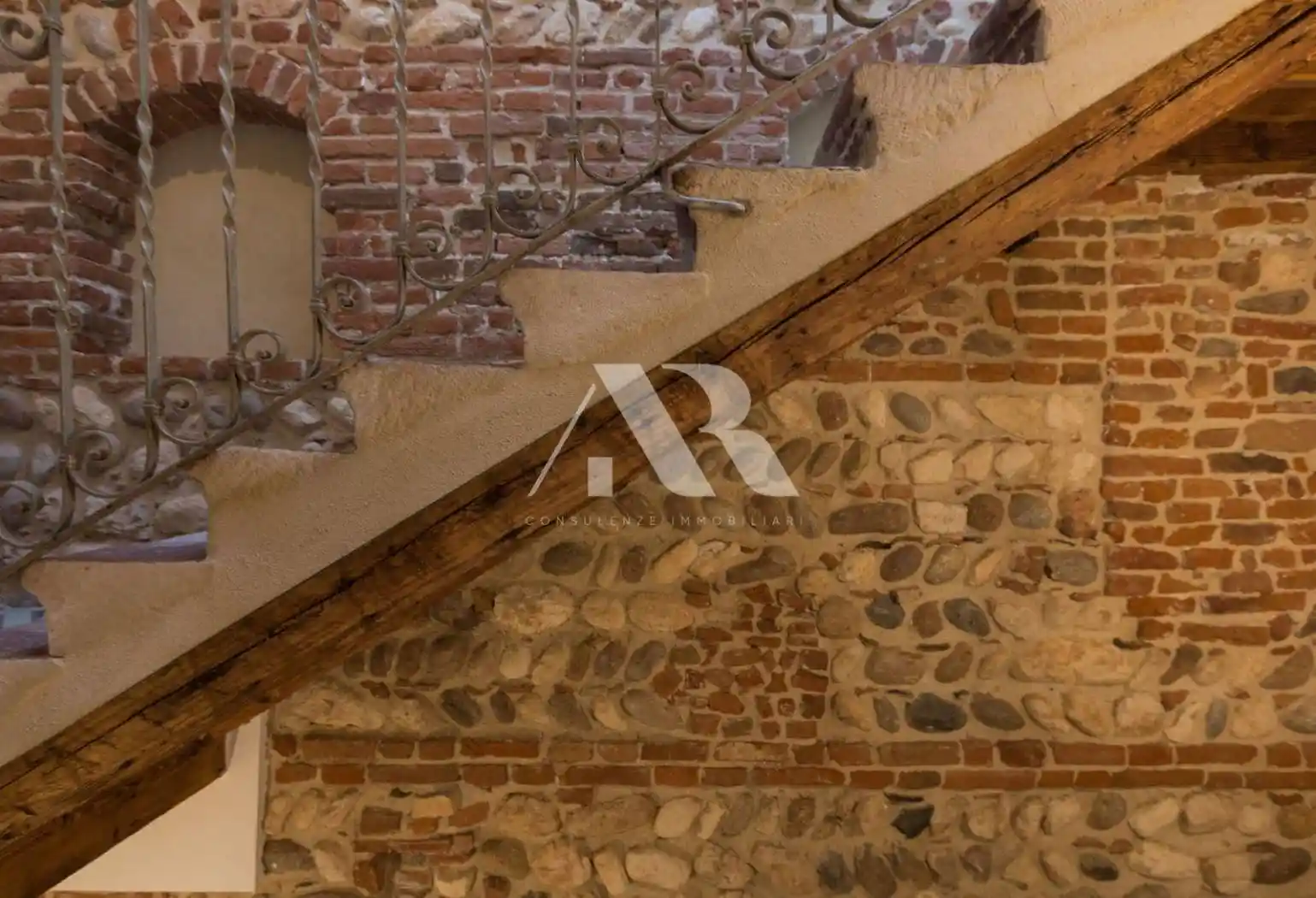 Palazzo - Edificio in Vendita - foto 3