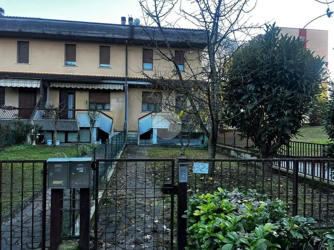 Villetta a schiera in vendita a Brescia