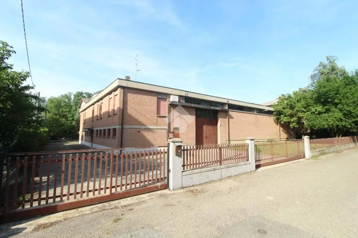 Casa indipendente in vendita a Cadelbosco di Sopra