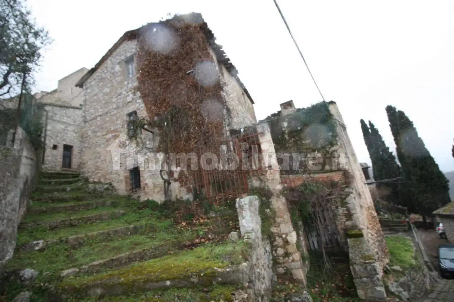 Rustico - Casale in vendita a Massa Martana