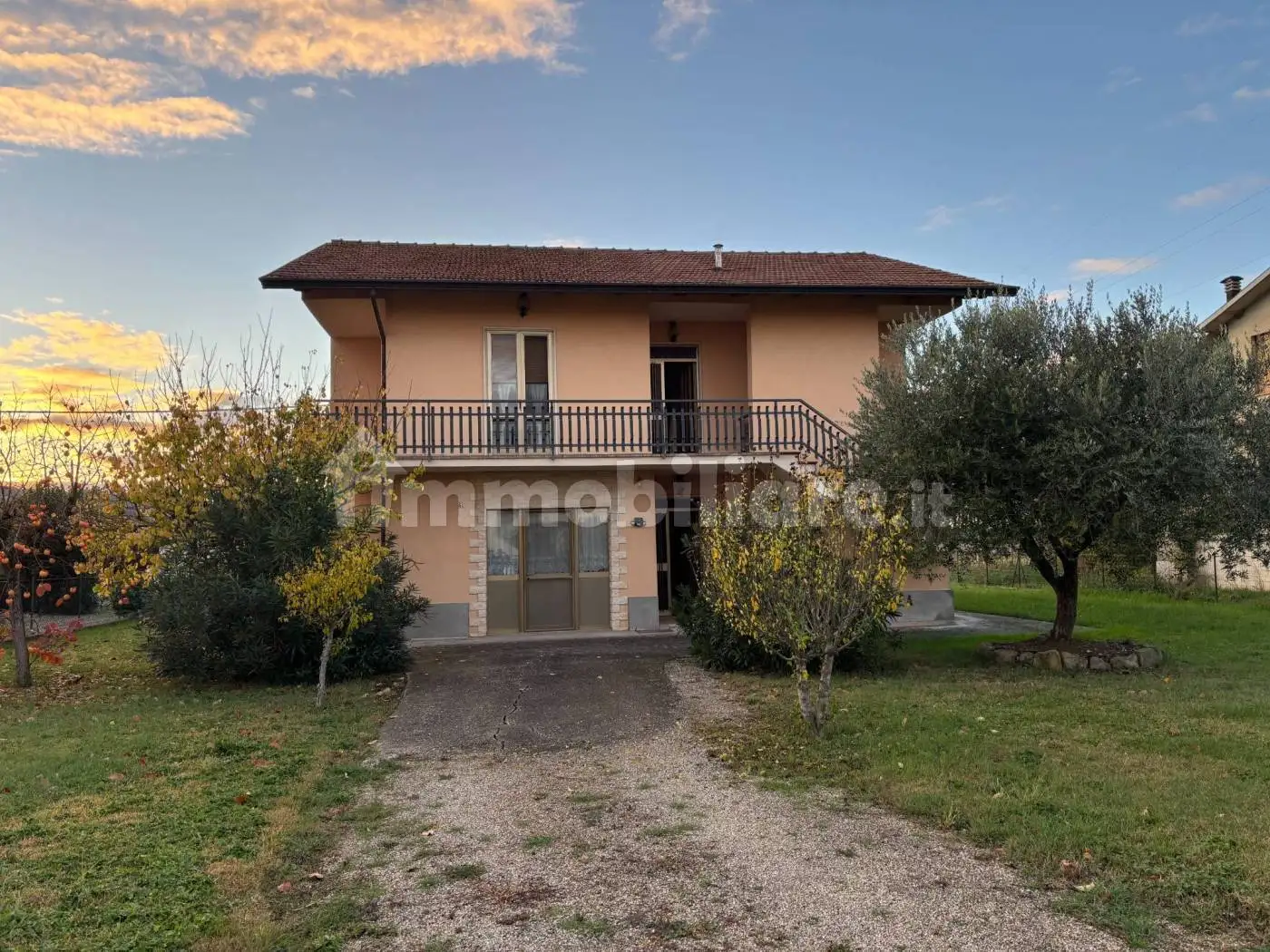 Villa in vendita a Cannara