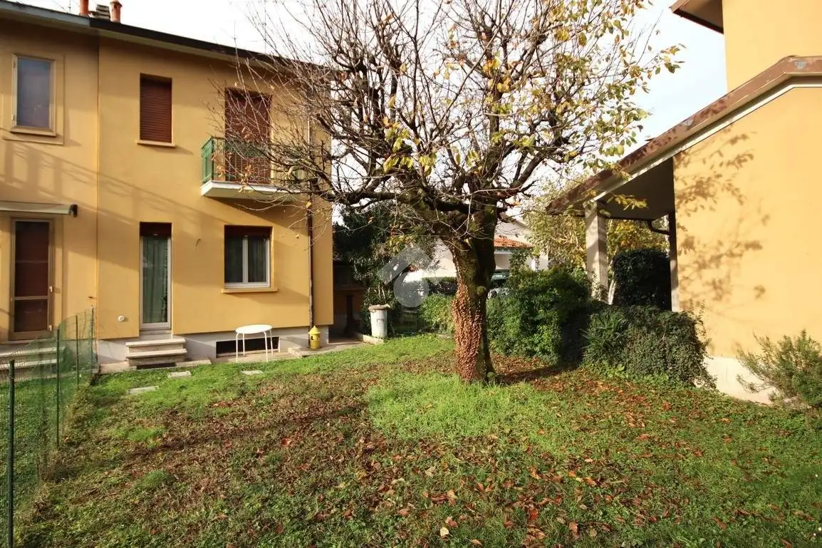Villa bifamiliare via dell'olmo 10, Centro, Barzanò - foto 2