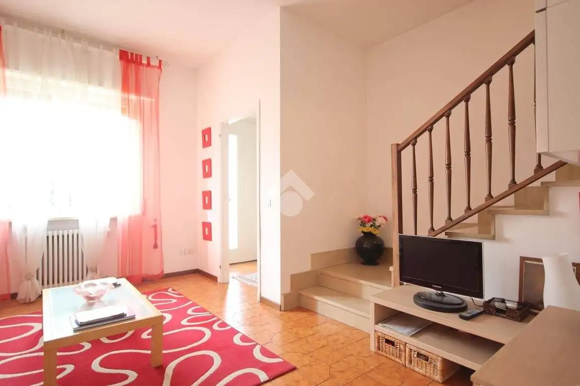 Villa bifamiliare via dell'olmo 10, Centro, Barzanò - foto 3