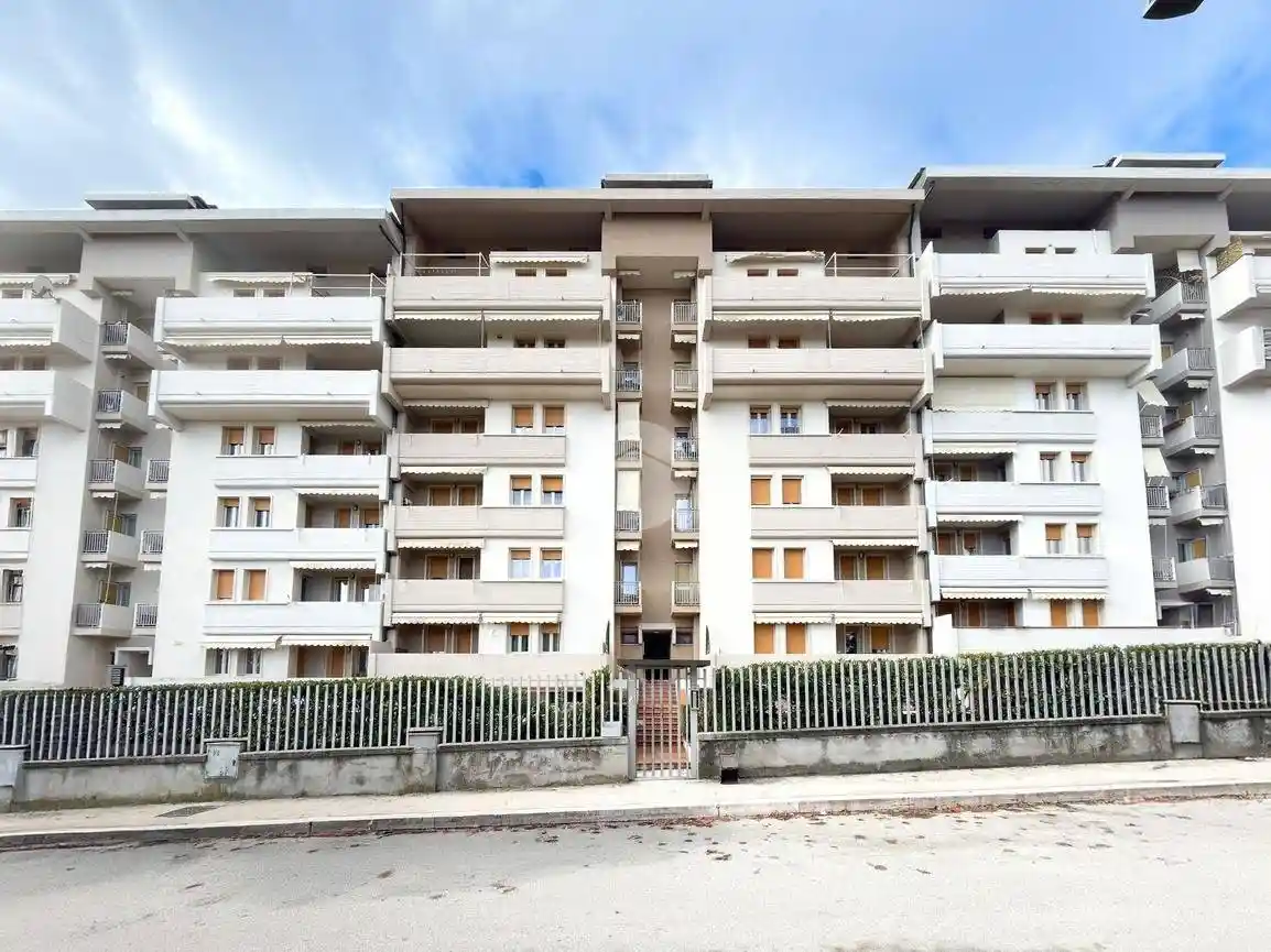 Quadrilocale via Massa D'Albe 17, Centro, Avezzano - foto 2