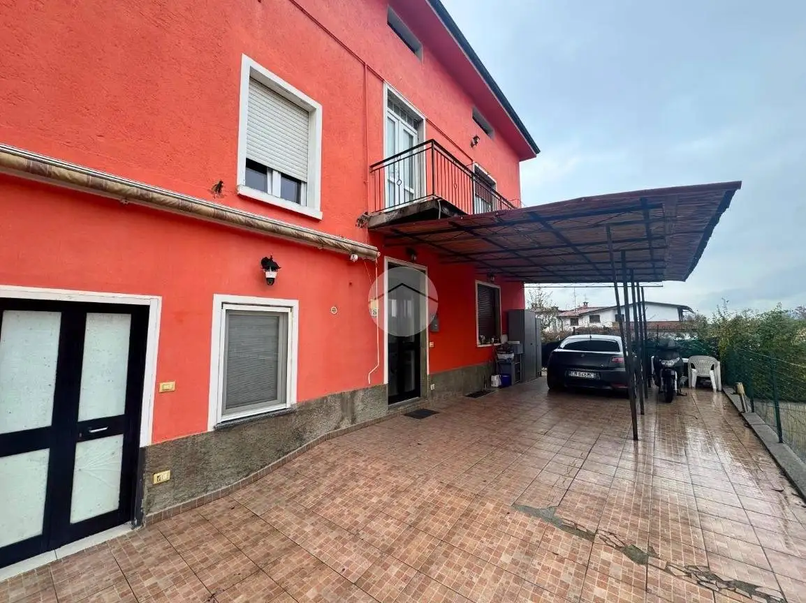 Appartamento in vendita a Credaro