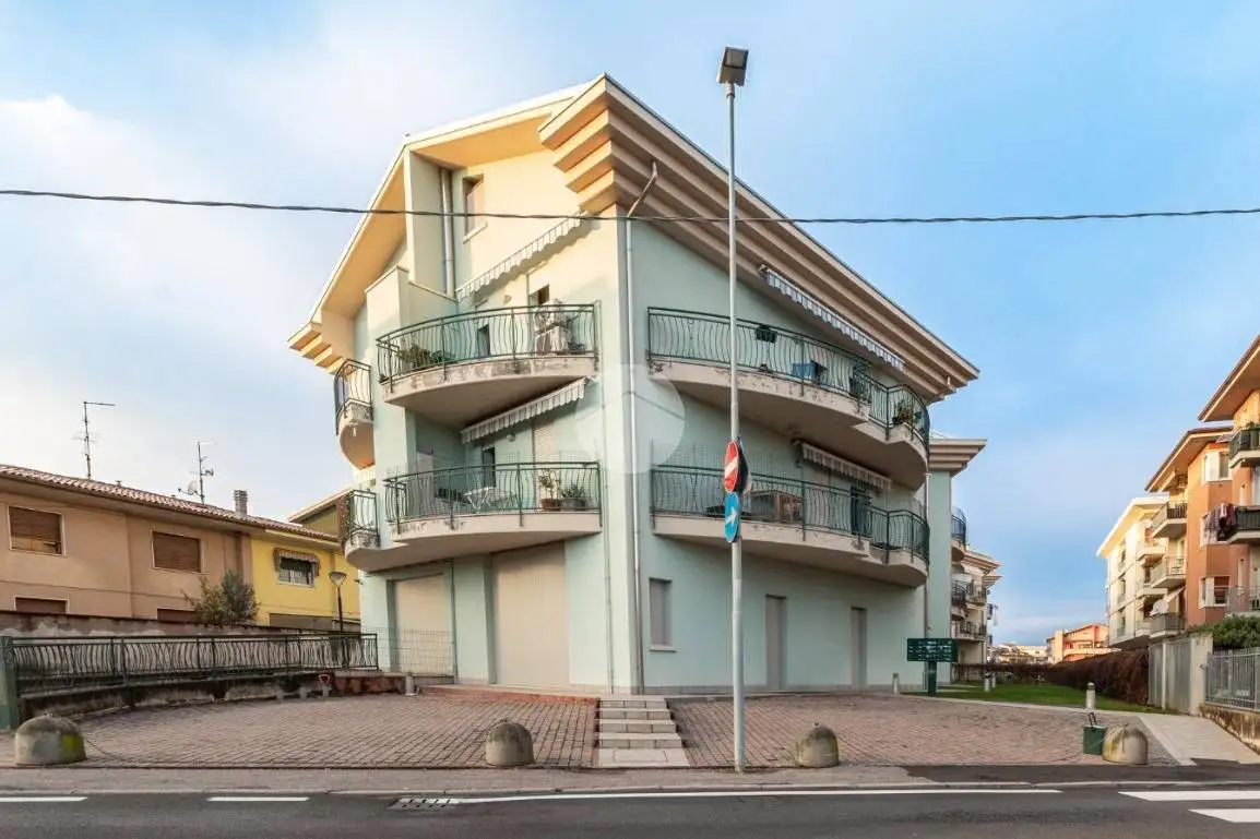 Appartamento in vendita a Bussolengo