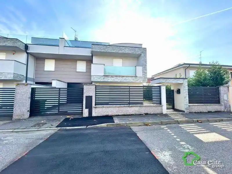 Villa bifamiliare via Monte Nero 9, Riozzo, Cerro al Lambro - foto 3