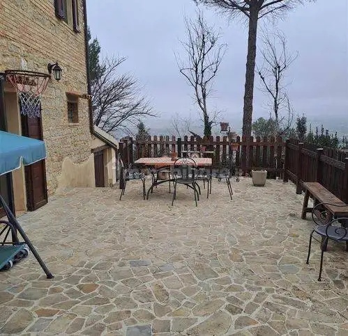 Villa unifamiliare, ottimo stato, 290 m², Castelbellino - foto 4