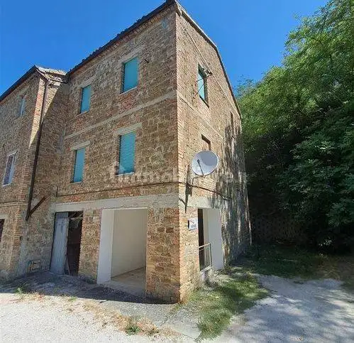 Appartamento in vendita a Cupramontana