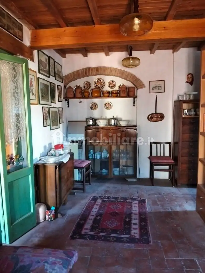 Appartamento in vendita a Montaione