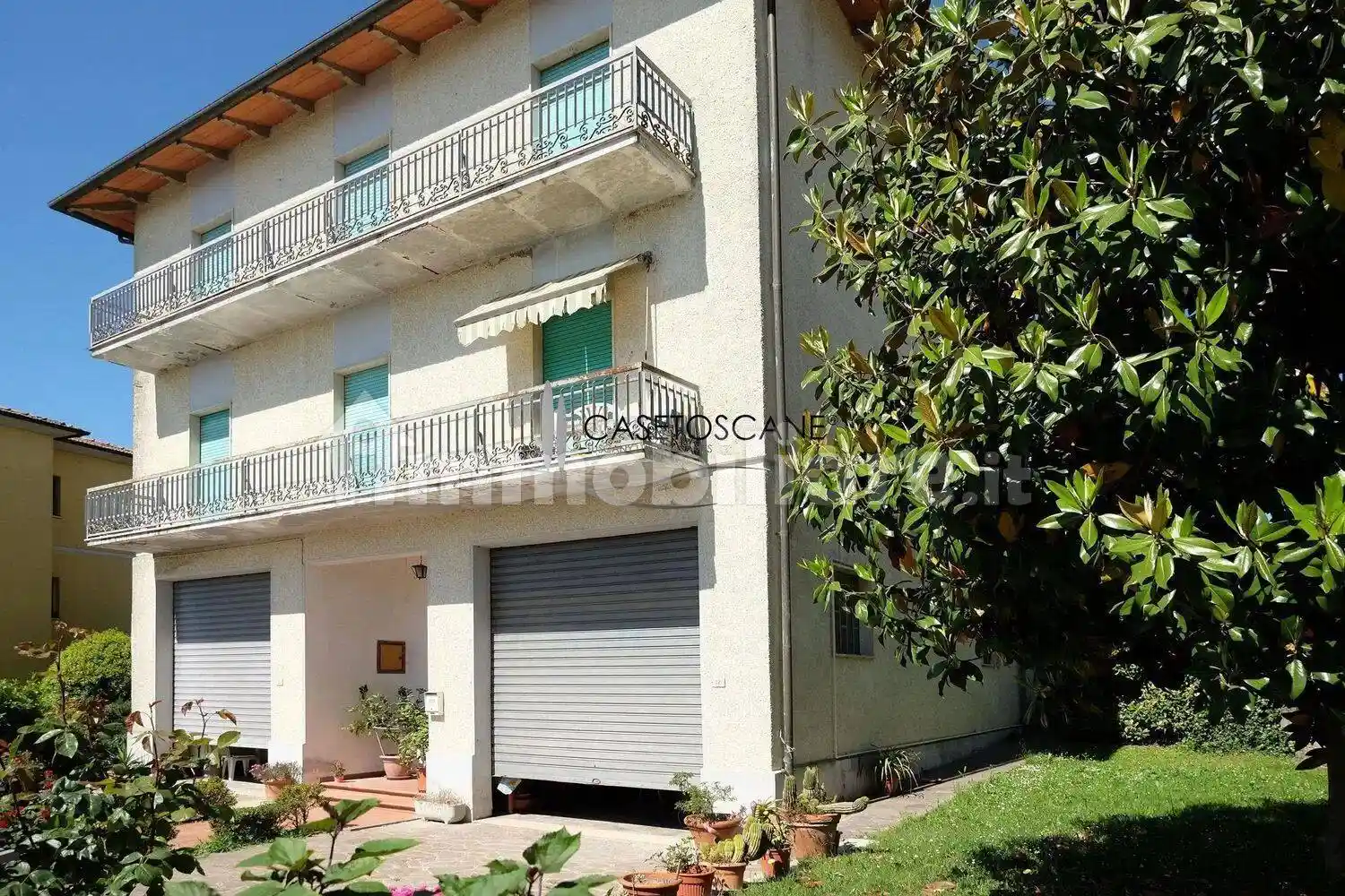 Villa in vendita a Lucignano