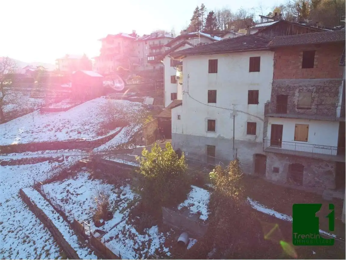 Terratetto unifamiliare 185 m², da ristrutturare, Montagnaga, Baselga di Pinè - foto 4