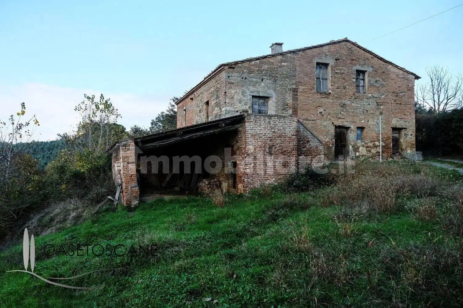 Rustico - Casale in vendita a Chiusi